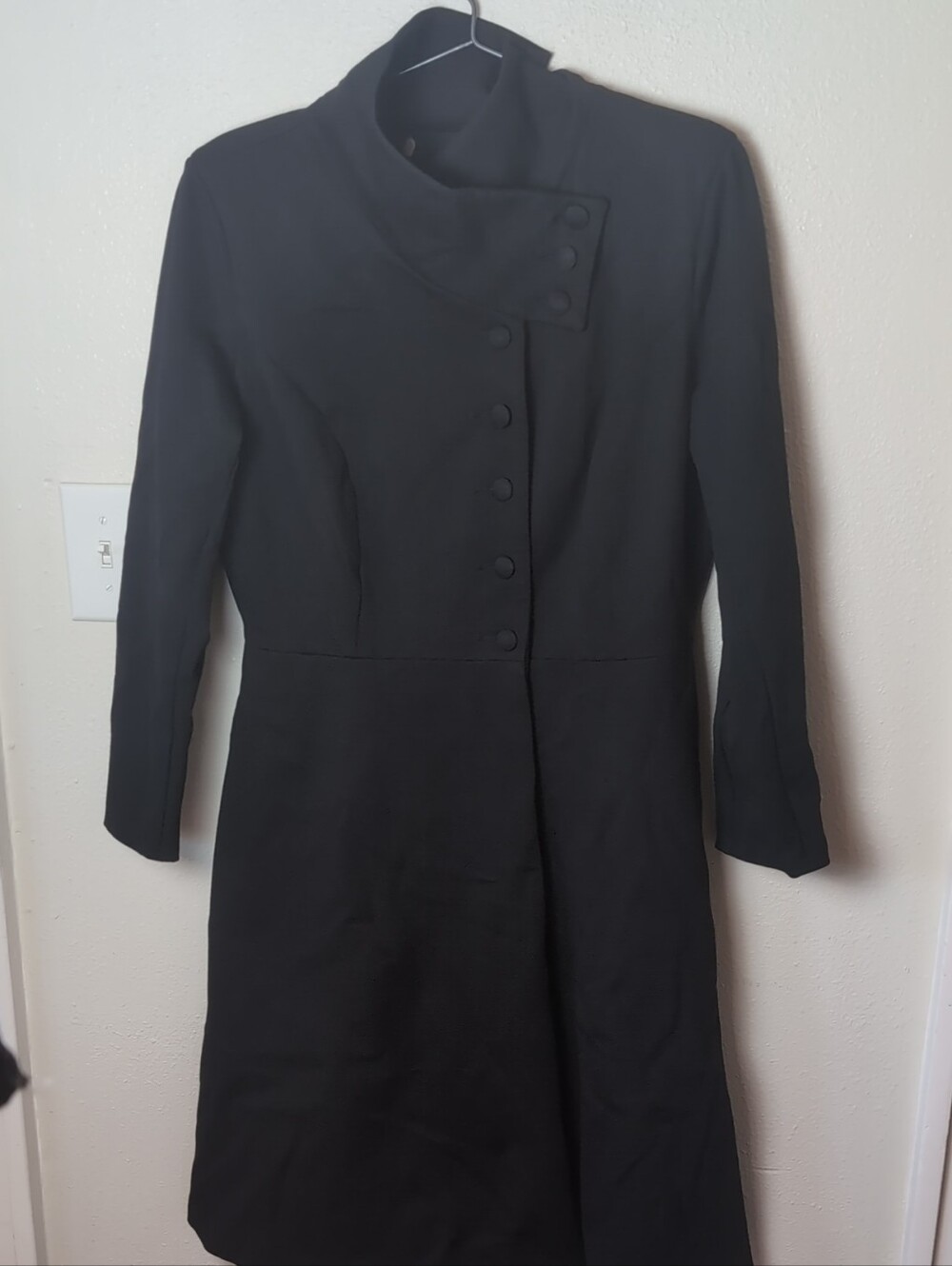 Women's Black Long-Sleeve Button Front And Zipper Closure Form Fitting Coat L